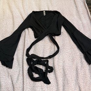 Black bell sleeve crop sweater size small